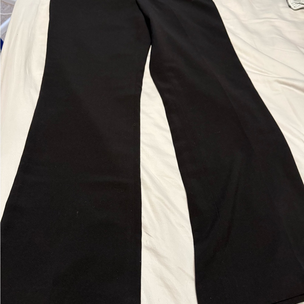 BCBGMaxAzria Elegant Black Fabric